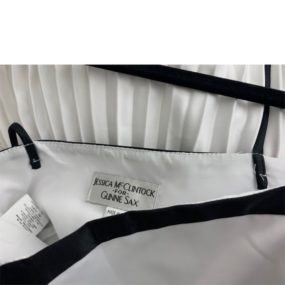 Jessica McClintock for Gunne Sax Size 3 White/Black Pleated Dress - Picture 9 of 11